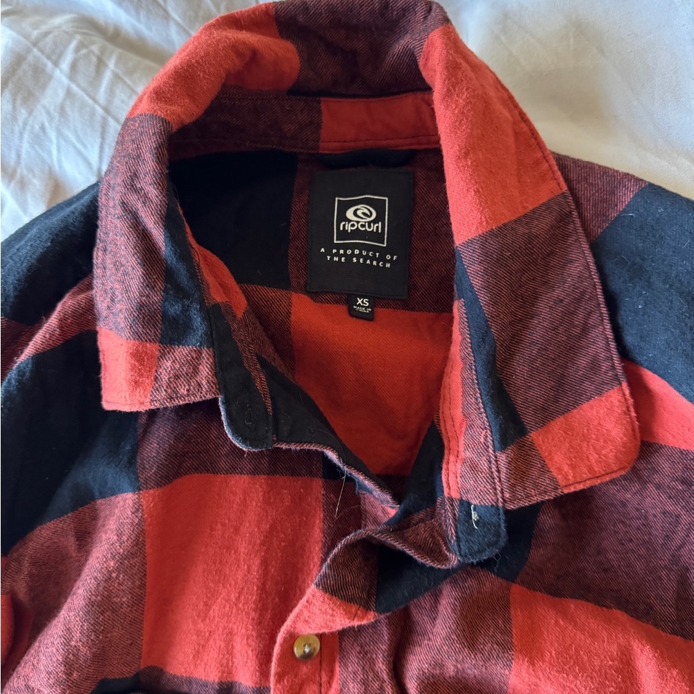 Rip Curl Red and Black Plaid Shirt Women’s